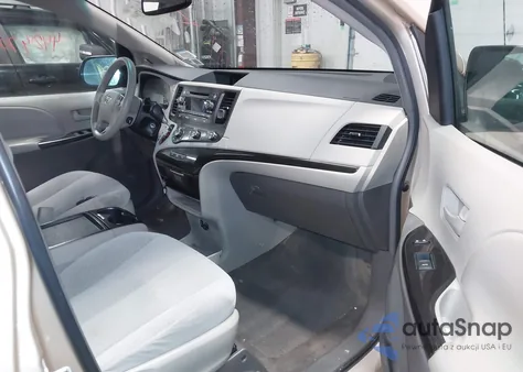 2011 Toyota Sienna Le V6 from USA, damaged, VIN 5TDKK3DCXBS131879